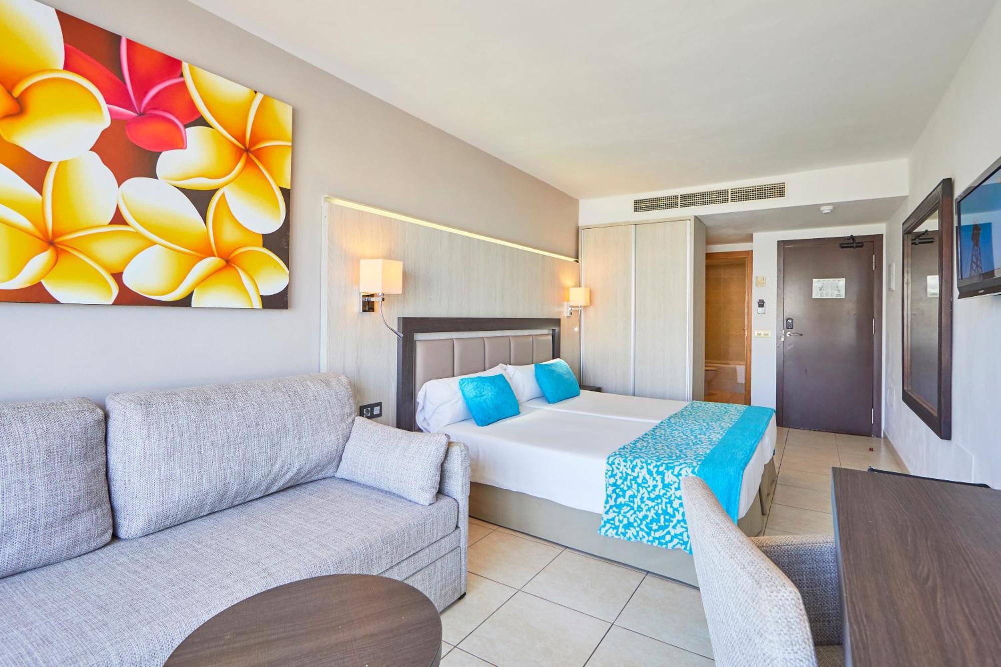 Fergus Style Bahamas (Adults Only) Hotell Platja d'en Bossa Eksteriør bilde